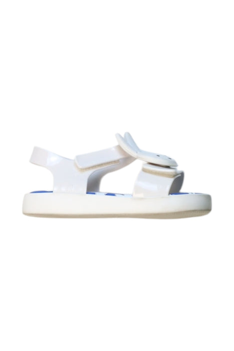 A White Sandals from Mini Melissa in size 6T for neutral. (Back View)