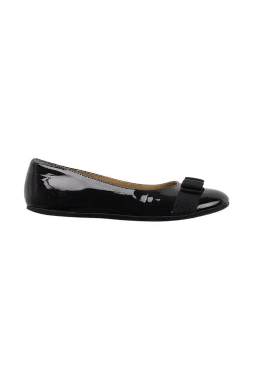 A Black Flats from Salvatore Ferragamo in size 6T for girl. (Front View)
