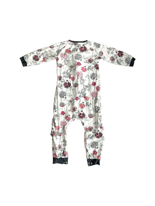 A White Nightgowns from Nest Designs in size 6T for neutral. (Back View)