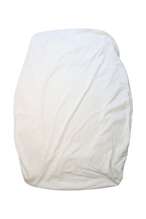 A White Bed Sheets from 0/3 baby in size O/S for neutral. (Front View)