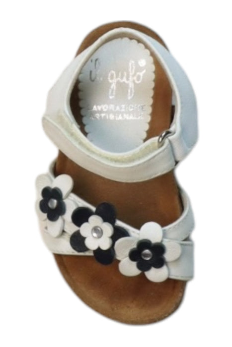 A White Sandals from Il Gufo in size 12-18M for girl. (Back View)
