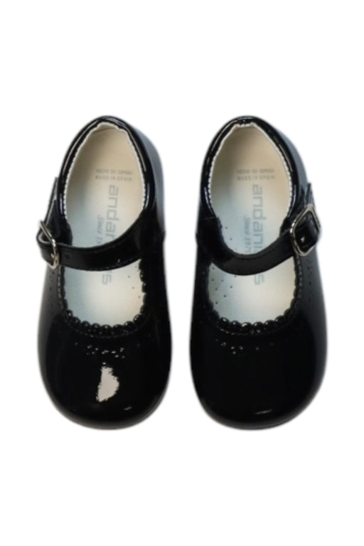A Black Dress Shoes from Andanines in size 12-18M for girl. (Front View)