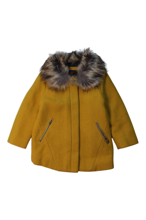 A Yellow Coats from Catimini in size 3T for girl. (Front View)