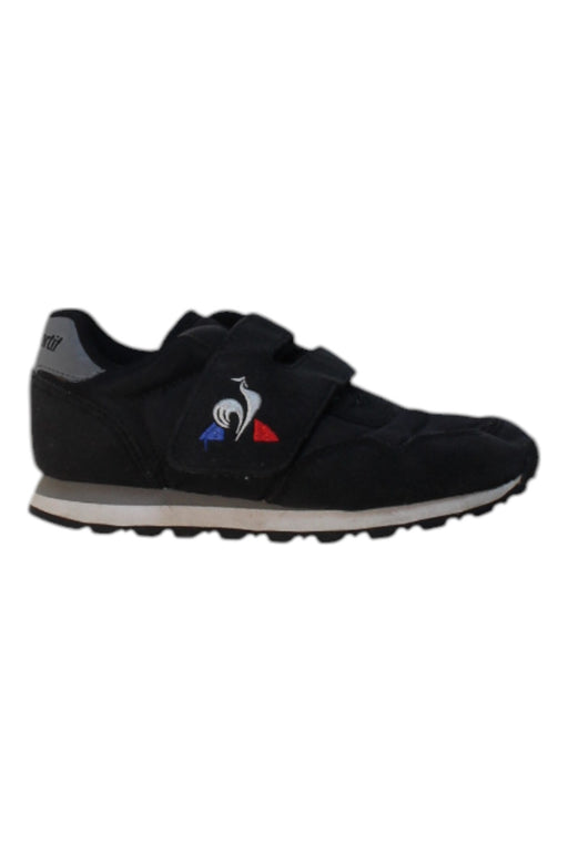 A Black Sneakers from Le Coq Sportif in size 5T for boy. (Front View)
