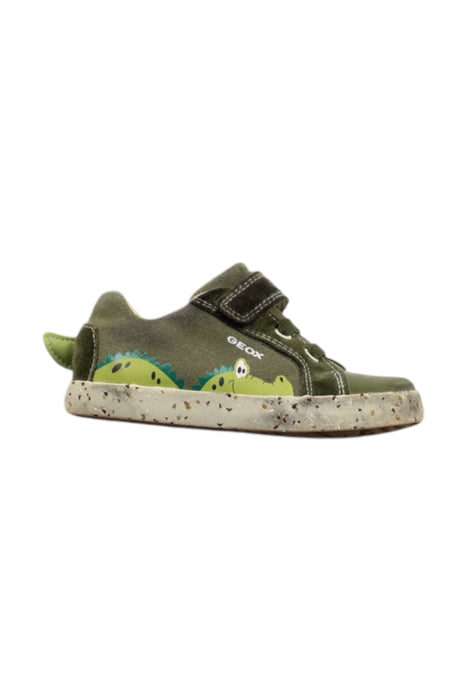 A Green Sneakers from Geox in size 3T for boy. (Front View)