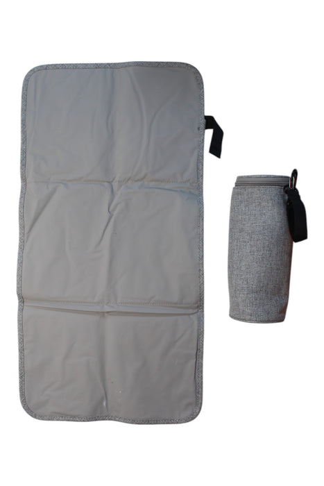 A Grey Changing Mats & Covers from LAESSIG in size O/S for neutral. (Back View)