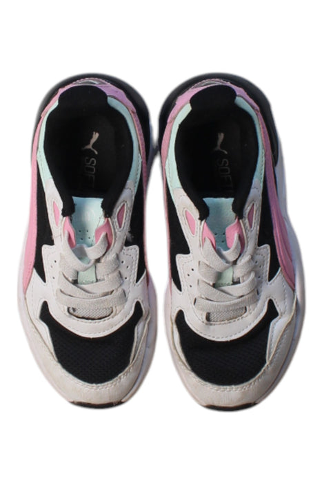 A Multicolour Sneakers from Puma in size 7Y for girl. (Back View)