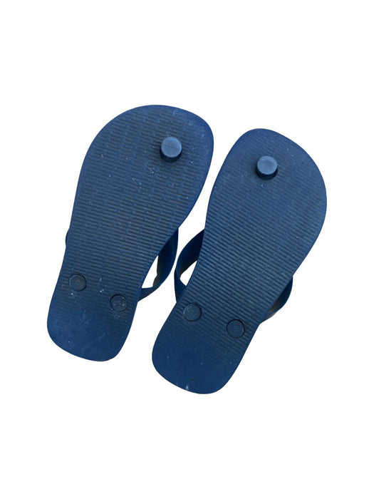 A Blue Flip Flops from Havaianas in size 7Y for boy. (Back View)