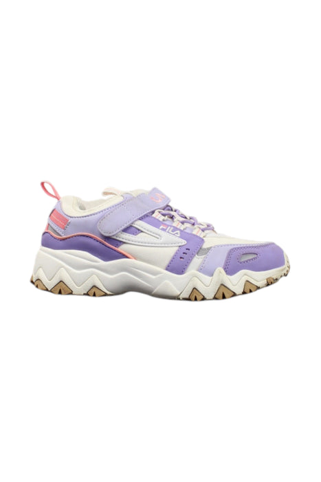 A Multicolour Sneakers from Fila in size 7Y for neutral. (Front View)