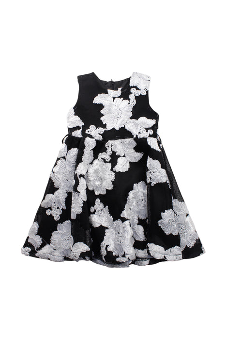 A Black Sleeveless Dresses from Joe-Ella in size 4T for girl. (Front View)