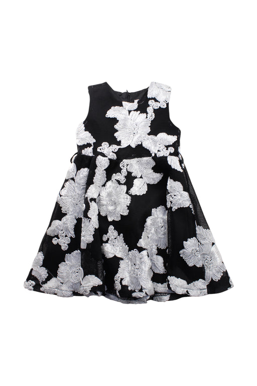 A Black Sleeveless Dresses from Joe-Ella in size 4T for girl. (Front View)