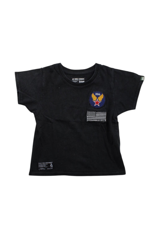 A Black Short Sleeve T Shirts from izzue in size 4T for neutral. (Front View)