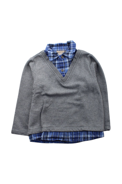 A Grey Long Sleeve Shirts from Chickeeduck in size 4T for boy. (Front View)