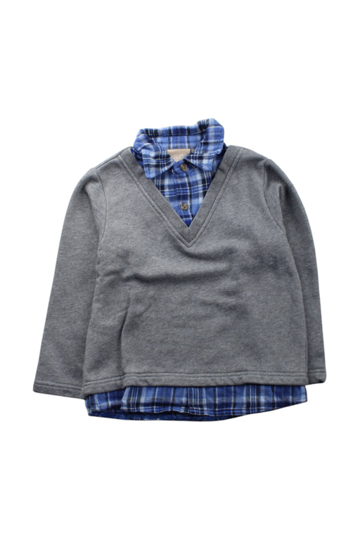 A Grey Long Sleeve Shirts from Chickeeduck in size 4T for boy. (Front View)