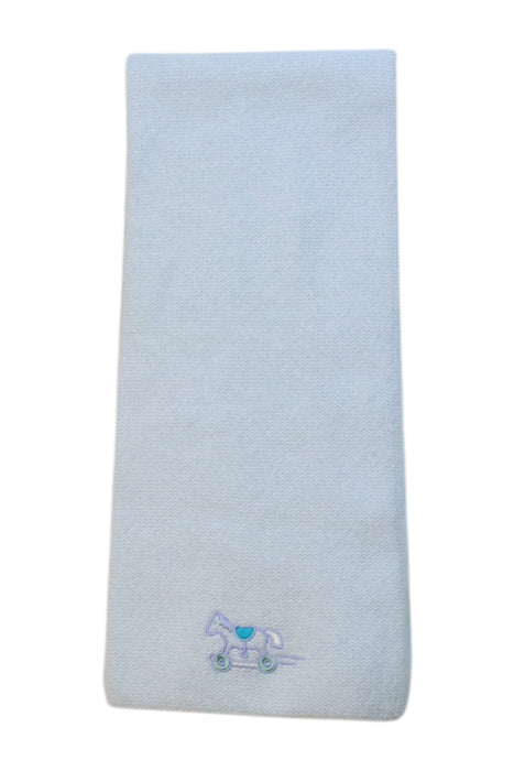 A Ivory Scarves from Hermès in size O/S for neutral. (Front View)