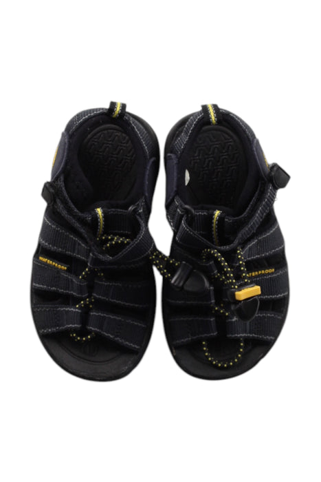 A Black Sandals from Keen in size 4T for neutral. (Back View)