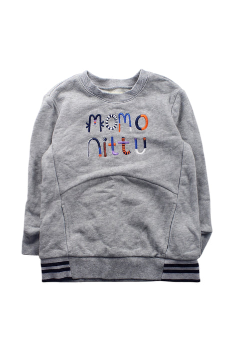 A Grey Crewneck Sweatshirts from Momonittu in size 6T for neutral. (Front View)