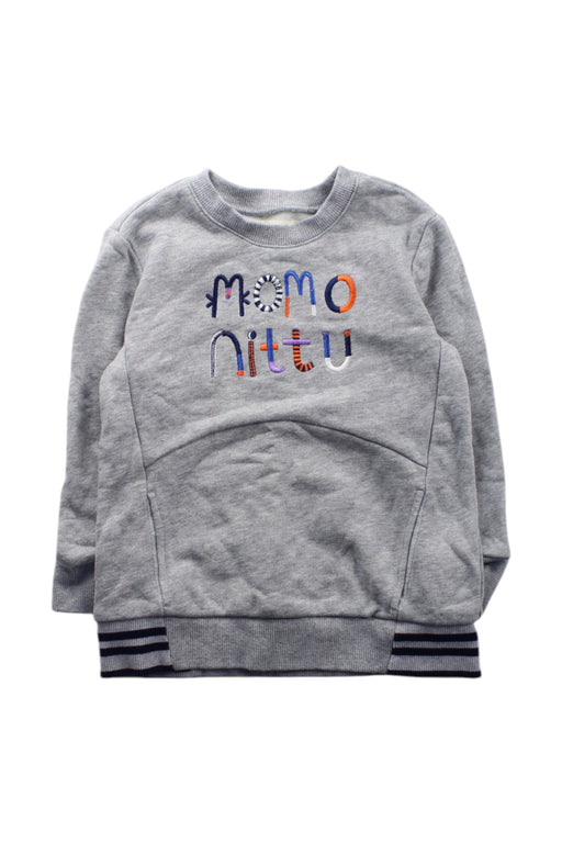 A Grey Crewneck Sweatshirts from Momonittu in size 6T for neutral. (Front View)