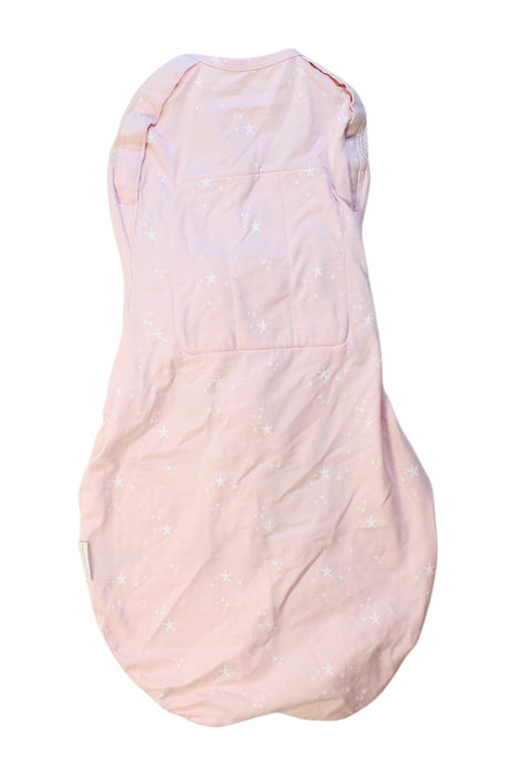 A Pink Swaddles from Happiest Baby in size 3-6M for girl. (Back View)