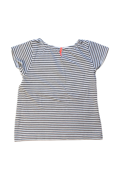 A White Short Sleeve Tops from Momonittu in size 2T for girl. (Back View)