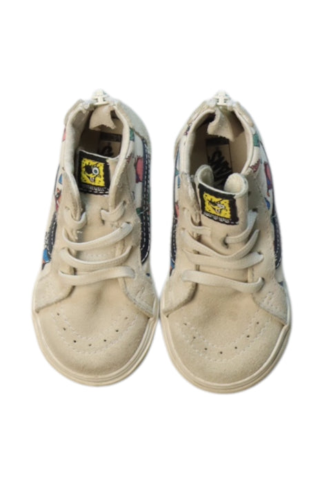 A Multicolour Sneakers from Vans in size 3T for neutral. (Back View)