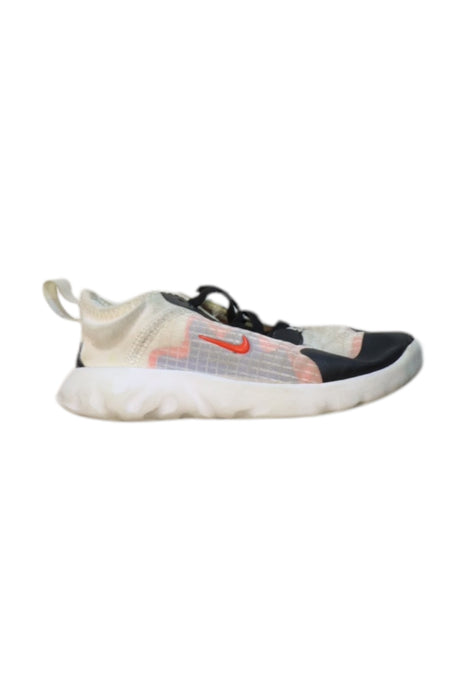 A Multicolour Sneakers from Nike in size 3T for neutral. (Front View)