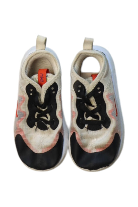 A Multicolour Sneakers from Nike in size 3T for neutral. (Back View)