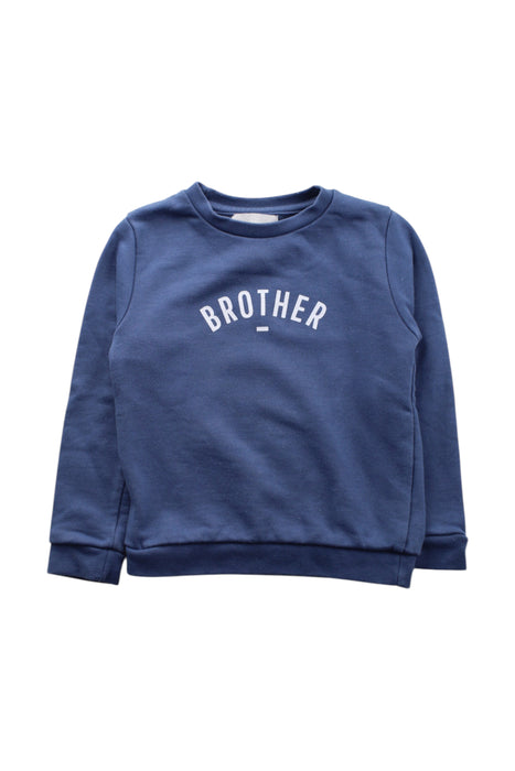A Blue Sweatshirts from Bob & Blossom in size 4T for boy. (Front View)