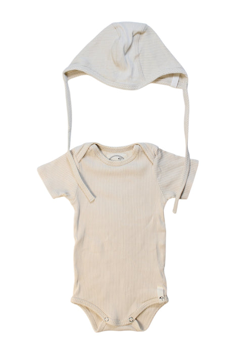 A Beige Sleeveless Bodysuits from Saga Copenhagen in size 3-6M for neutral. (Front View)