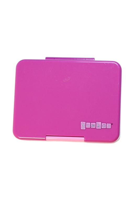 A Pink Utensils & Containers from Yumbox in size O/S for neutral. (Front View)