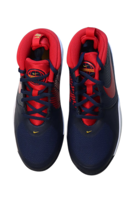 A Navy Sneakers from Nike in size 14Y for neutral. (Back View)