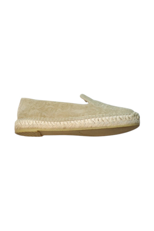A Beige Espadrilles from Salvatore Ferragamo in size 11Y for girl. (Front View)