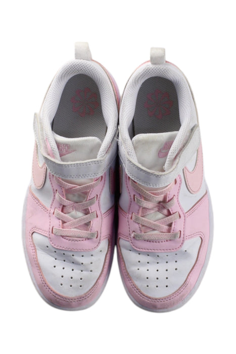 A Pink Sneakers from Nike in size 7Y for neutral. (Back View)