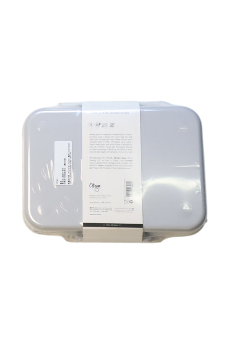 A White Utensils & Containers from Citron in size O/S for boy. (Back View)