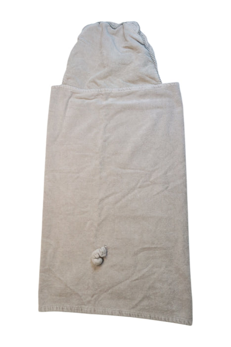 A Grey Towels from Mamas & Papas in size O/S for neutral. (Back View)