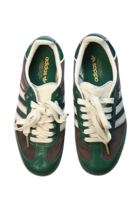 A Green Sneakers from Adidas in size 12Y for neutral. (Back View)