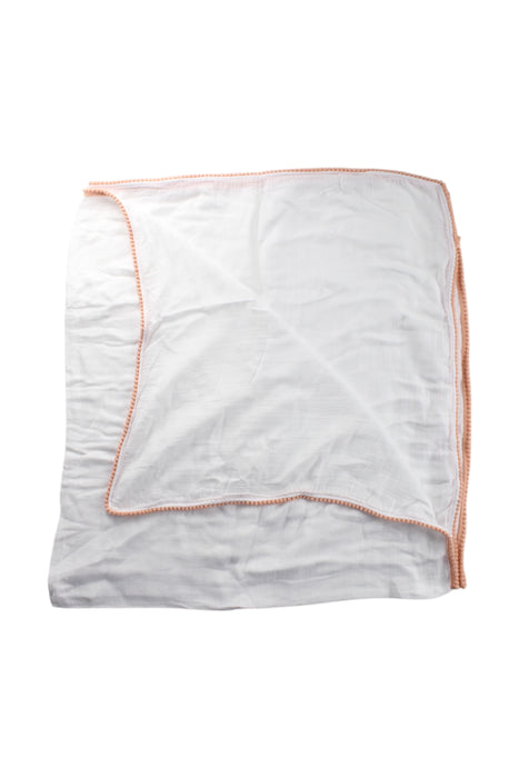 A White Blankets from Malabar Baby in size O/S for neutral. (Back View)