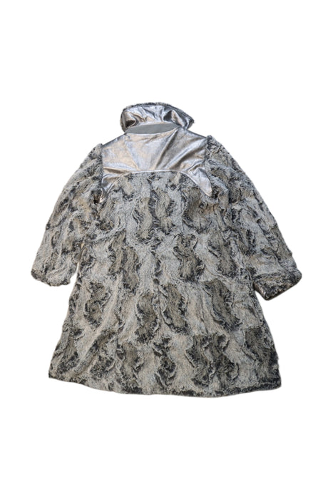 A Black Coats from ValMax in size 8Y for girl. (Back View)