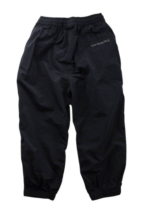 A Black Casual Pants from New Balance in size 5T for neutral. (Back View)