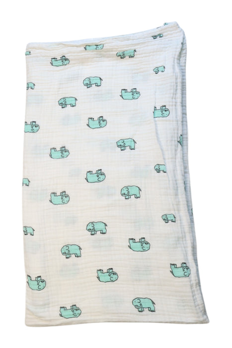 A White Swaddles from Aden & Anais in size O/S for neutral. (Front View)