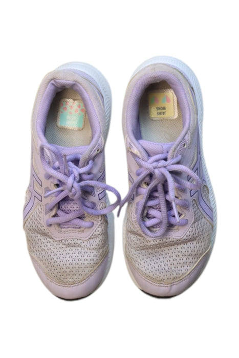 A Purple Sneakers from ASICS in size 7Y for girl. (Back View)