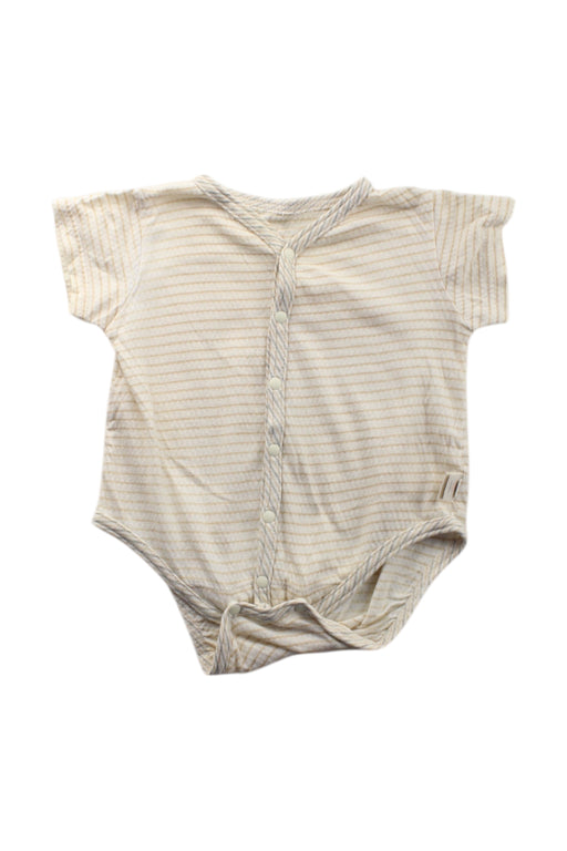 A Beige Short Sleeve Bodysuits from Primeval in size 12-18M for neutral. (Front View)