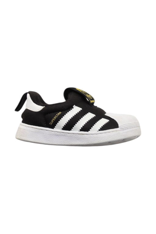 A Black Sneakers from Adidas in size 12-18M for neutral. (Front View)