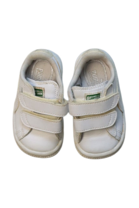 A White Sneakers from Puma in size 12-18M for neutral. (Back View)