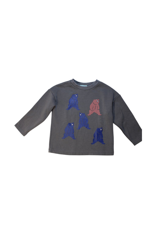 A Grey Long Sleeve Tops from Hakka in size 4T for boy. (Front View)