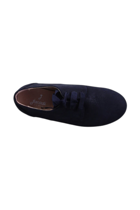 A Navy Sneakers from Jacadi in size 6T for neutral. (Front View)