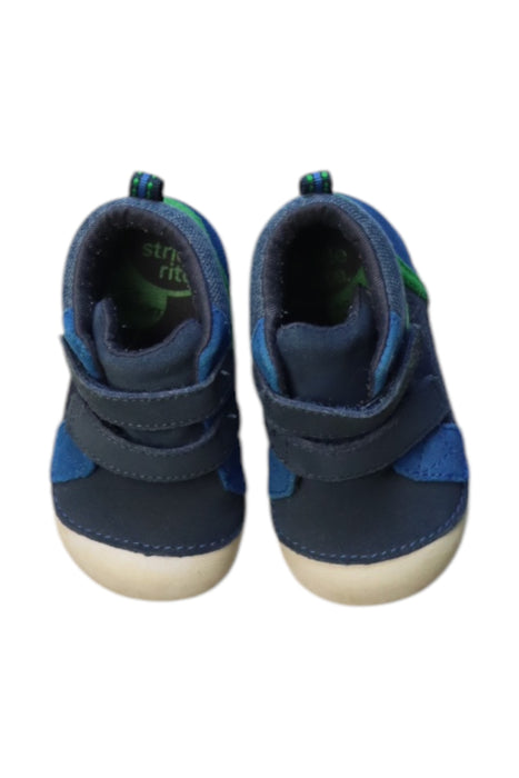 A Multicolour Booties from Stride Rite in size 12-18M for boy. (Back View)