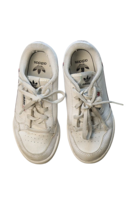A White Sneakers from Adidas in size 6T for neutral. (Back View)