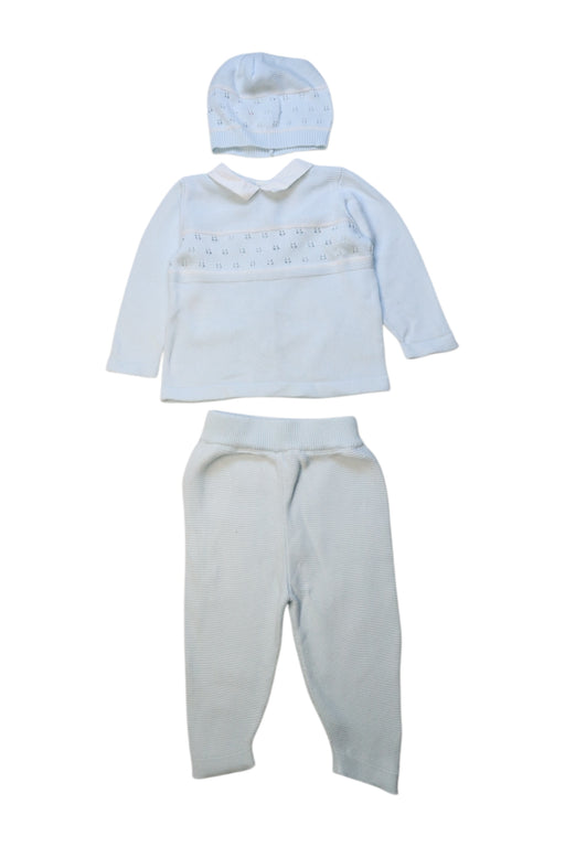 A White Pants Sets from Emile et Rose in size 6-12M for boy. (Front View)
