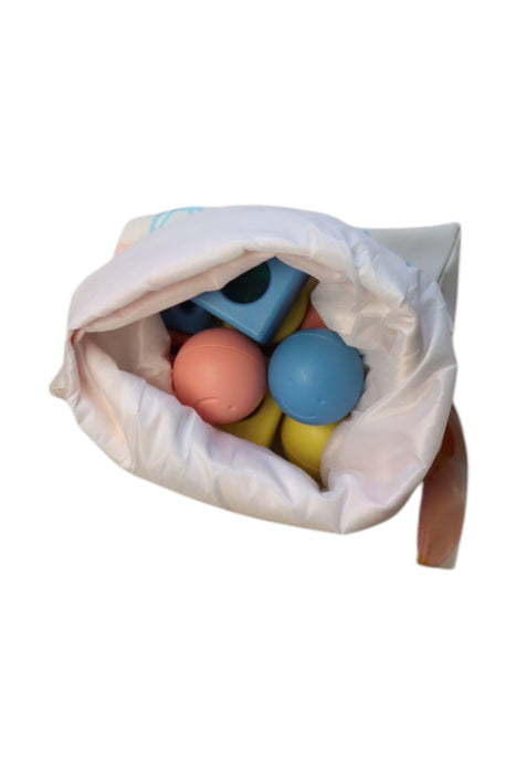 A Multicolour Educational Games & Activity Sets from Hape in size O/S for neutral. (Back View)